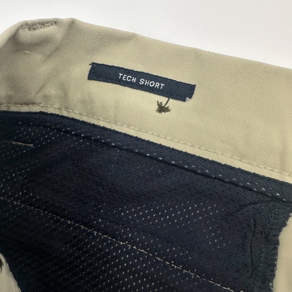 NEW Sperry Stone Tan Flat Front Tech Shorts with tiny Palm Trees Men's Size 36 - Picture 6 of 10
